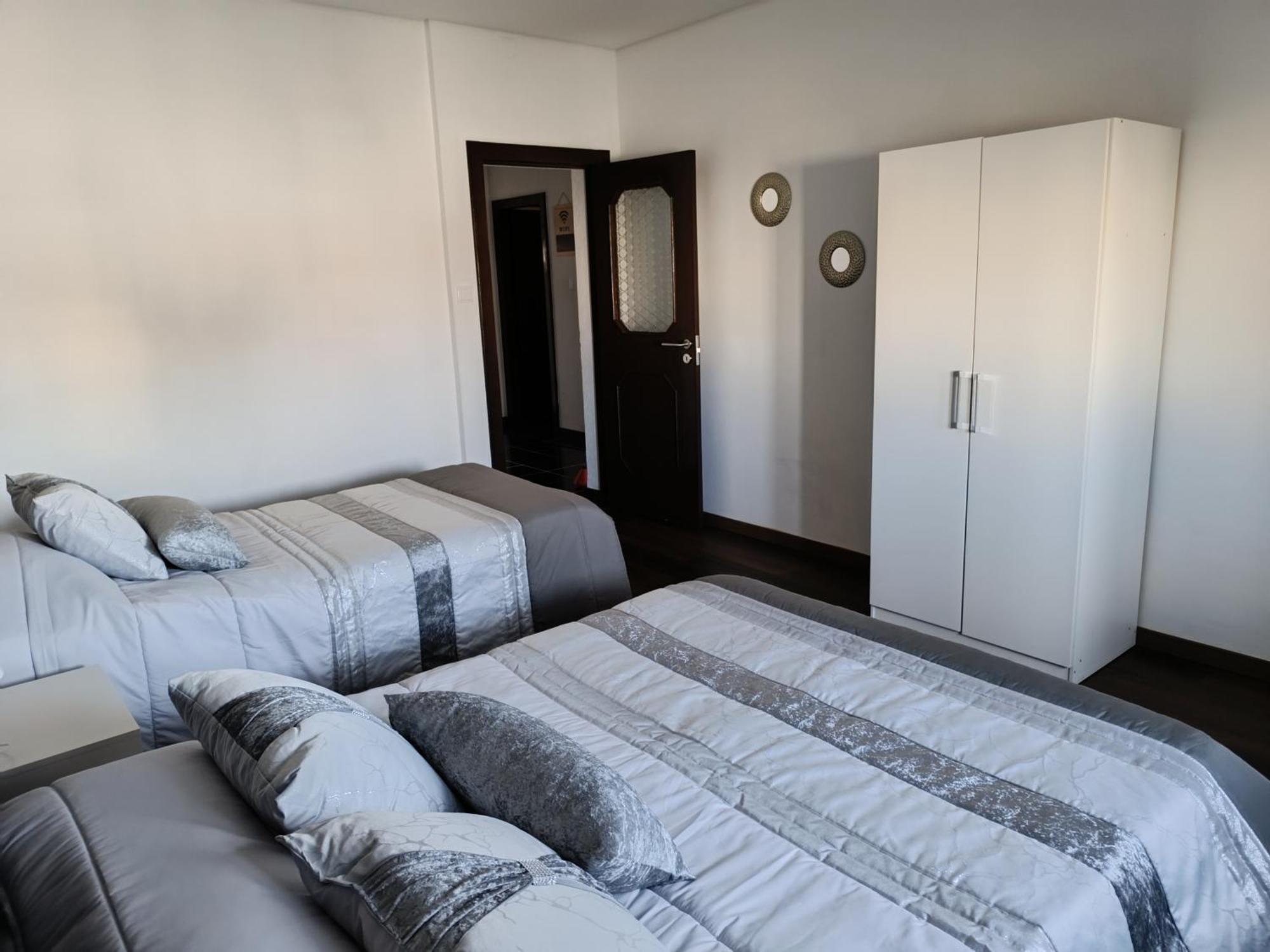 Reis Apartment Porto Buitenkant foto
